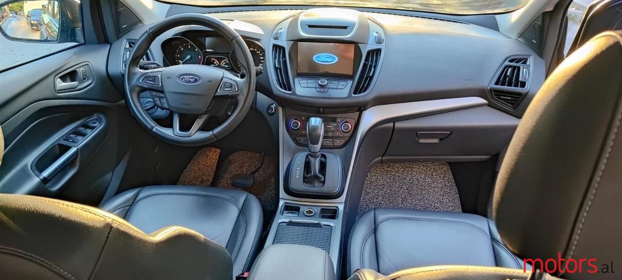 2017' Ford Kuga photo #3