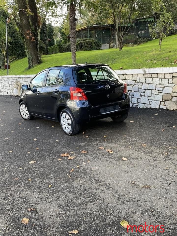 2006' Toyota Yaris photo #5