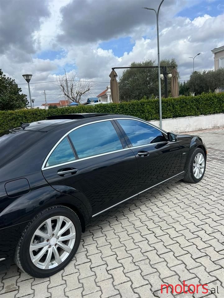 2012' Mercedes-Benz S 350 photo #6