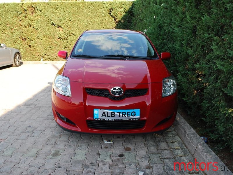 2007' Toyota Auris photo #3