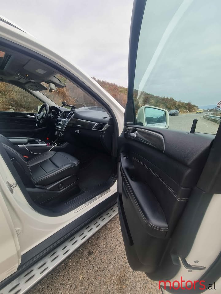 2013' Mercedes-Benz ML 350 LOOK AMG photo #5