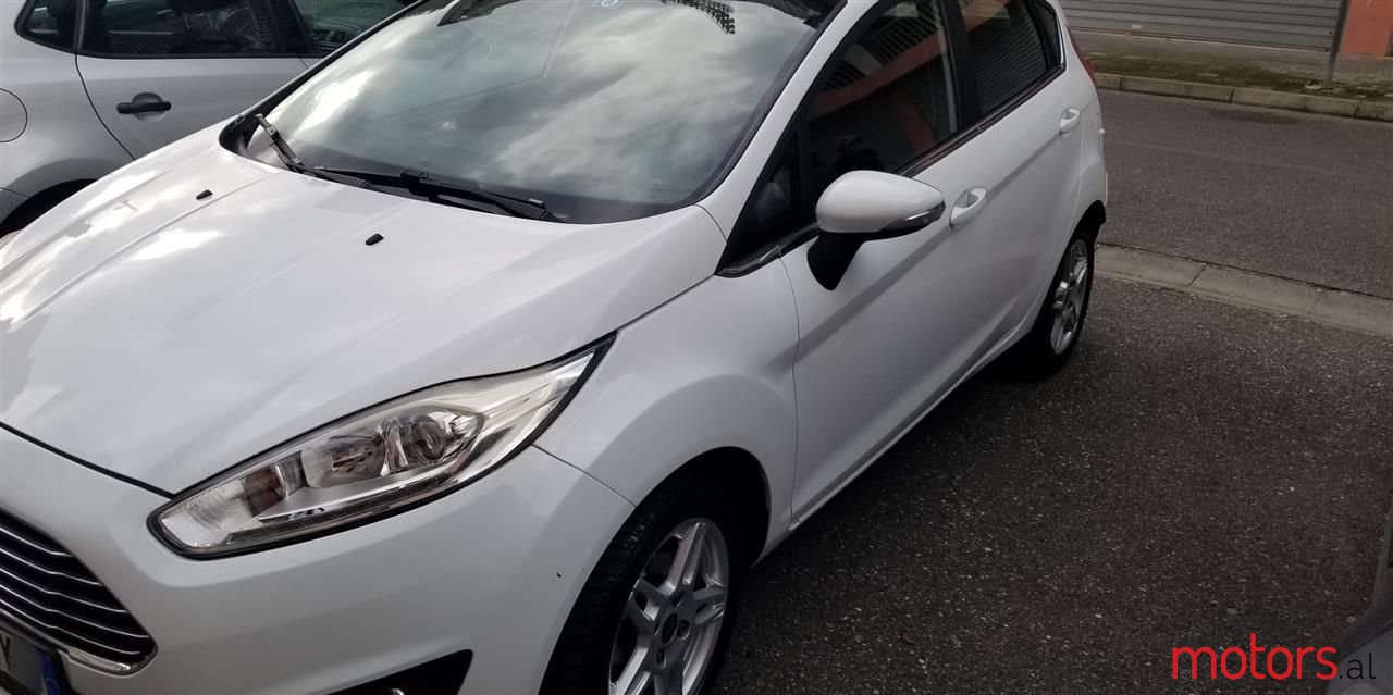 2014' Ford Fiesta photo #1