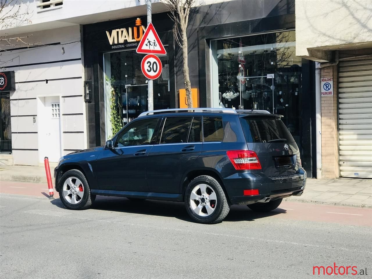 2009' Mercedes-Benz 220 photo #6