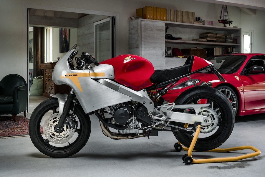 Modified Honda CBR600F Draws Stylistic Influence From Vintage RC Race Bikes