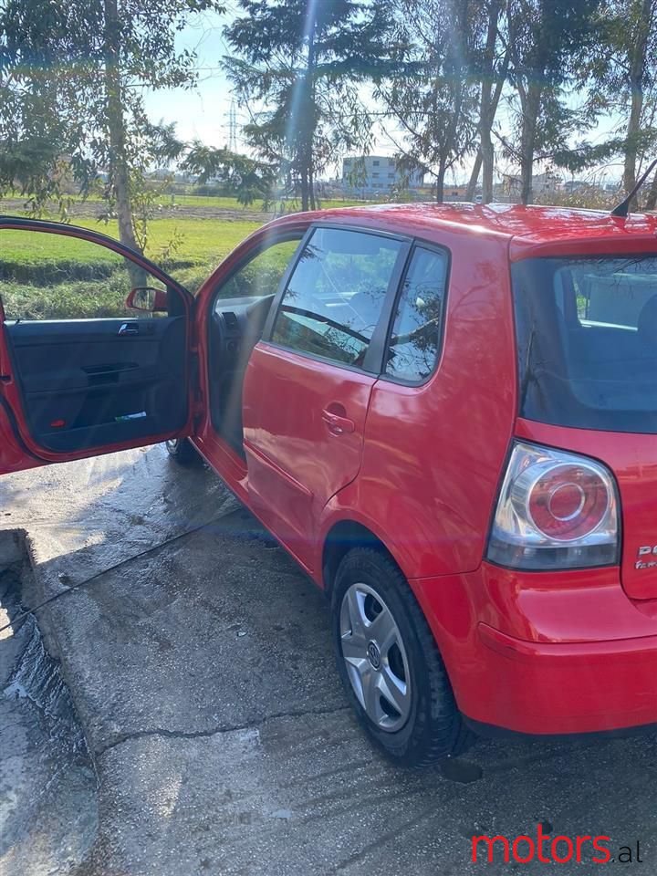 2006' Volkswagen Polo photo #2