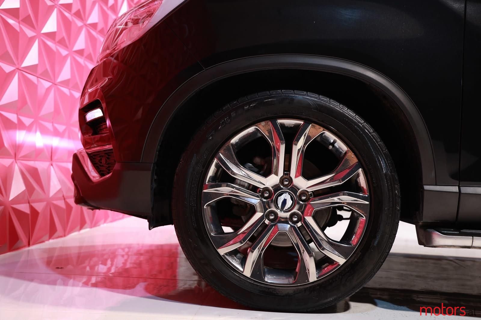 2019' SsangYong Rexton photo #5