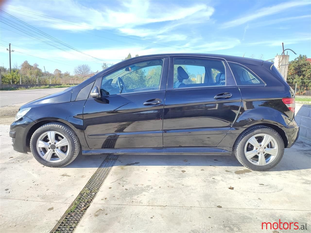 2008' Mercedes-Benz B 180 photo #5