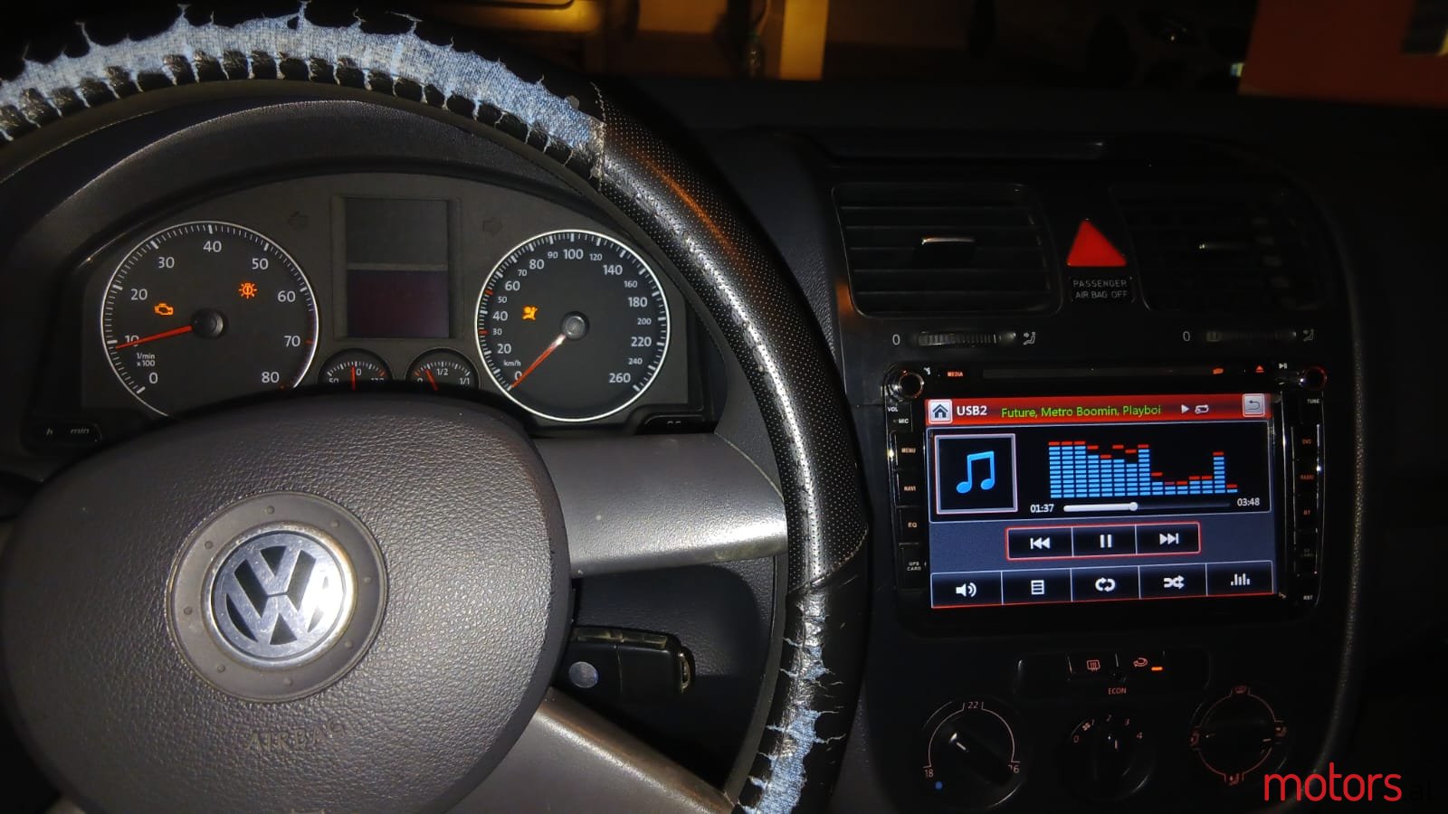2005' Volkswagen Golf photo #6
