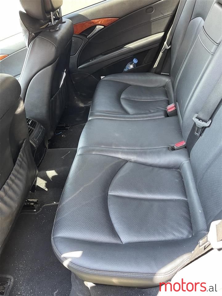 2007' Mercedes-Benz E 220 photo #5