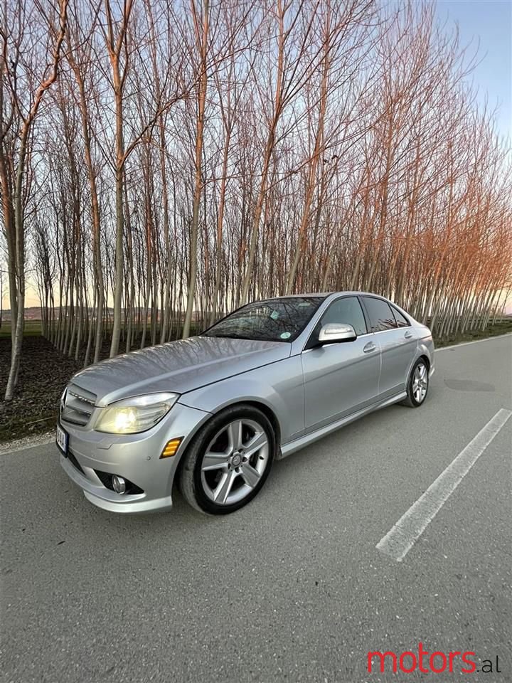 2009' Mercedes-Benz C 300 photo #2