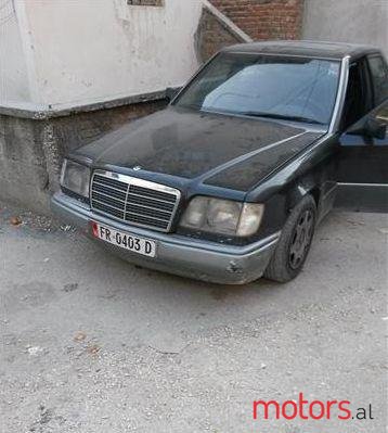 1994' Mercedes-Benz E-Class photo #3