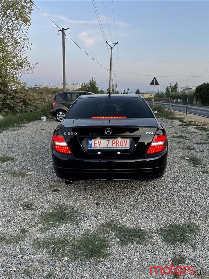 2008' Mercedes-Benz C 220 photo #2