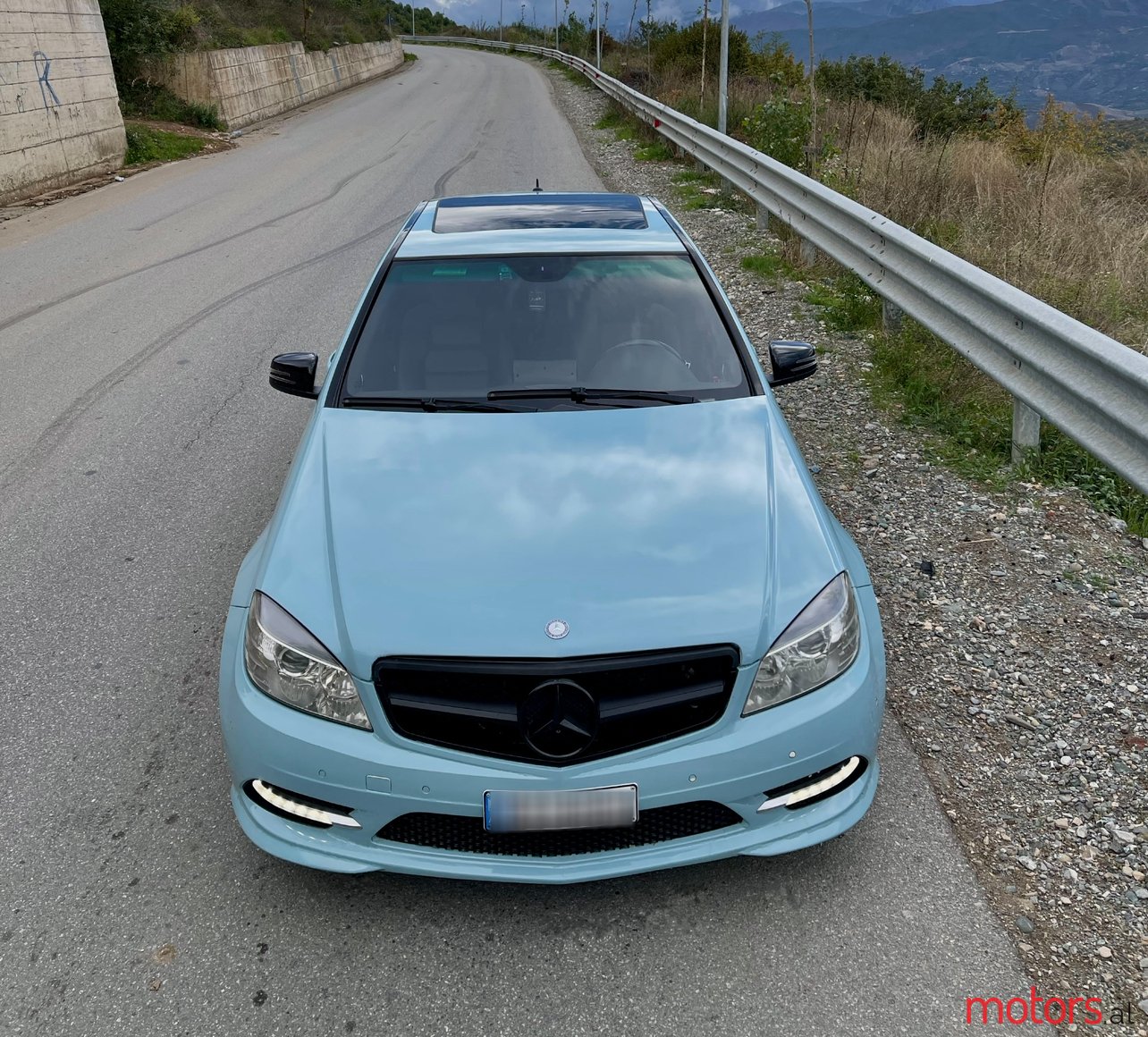 2011' Mercedes-Benz C 250 photo #6