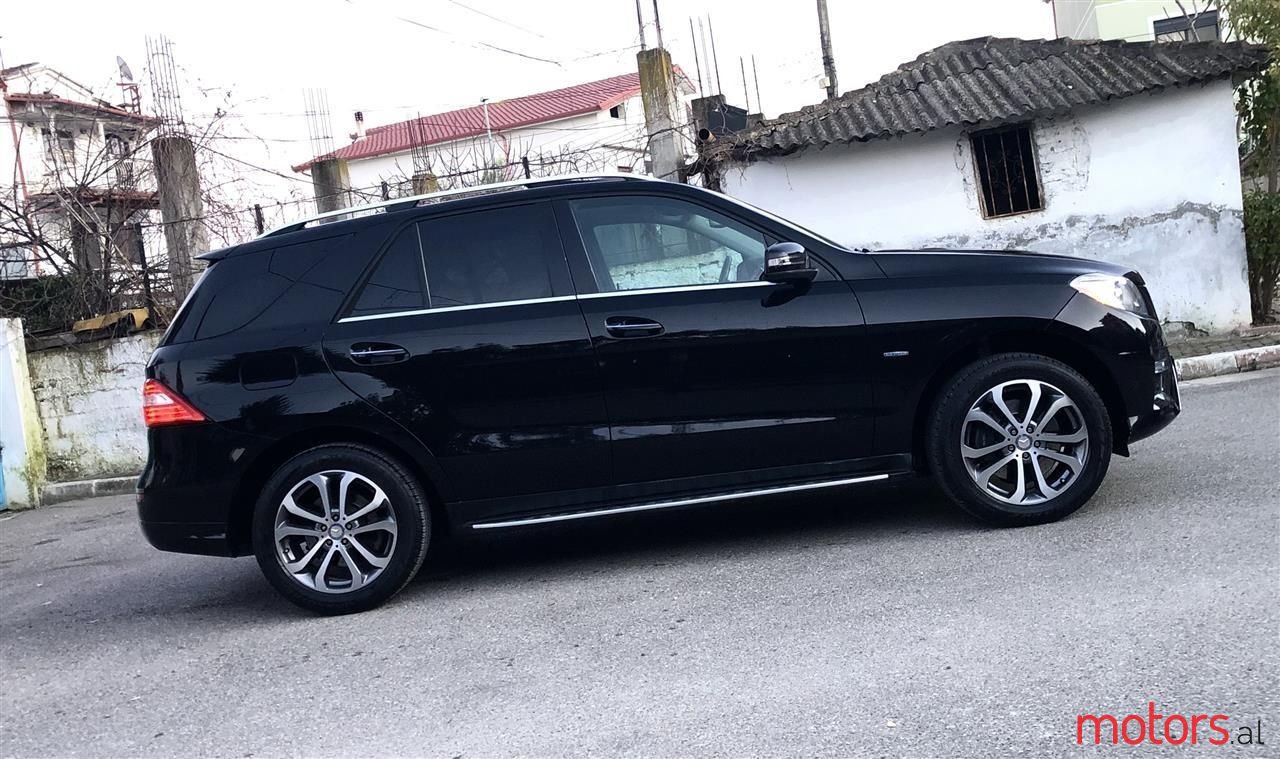 2012' Mercedes-Benz ML 350 photo #6