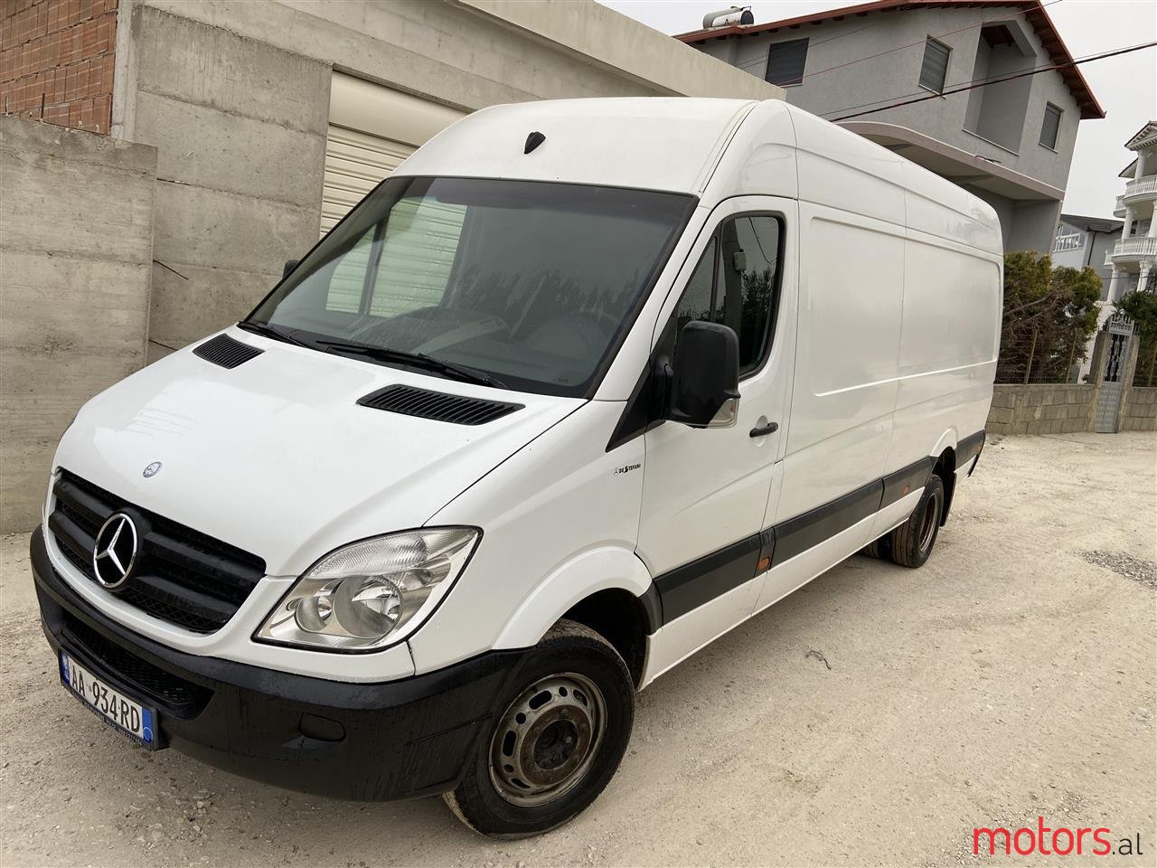 2010' Mercedes-Benz photo #1