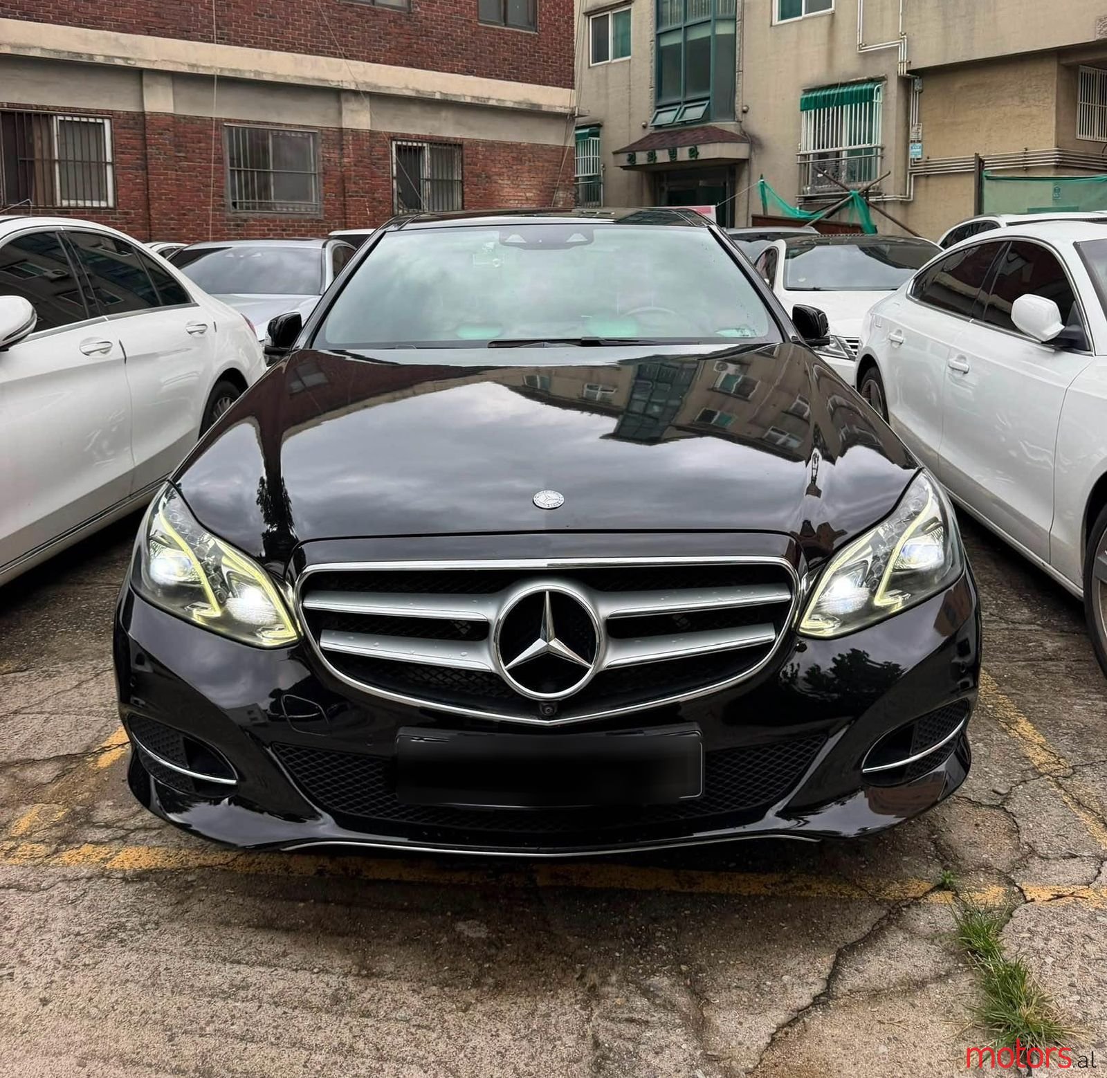 2015' Mercedes-Benz E 250 photo #1