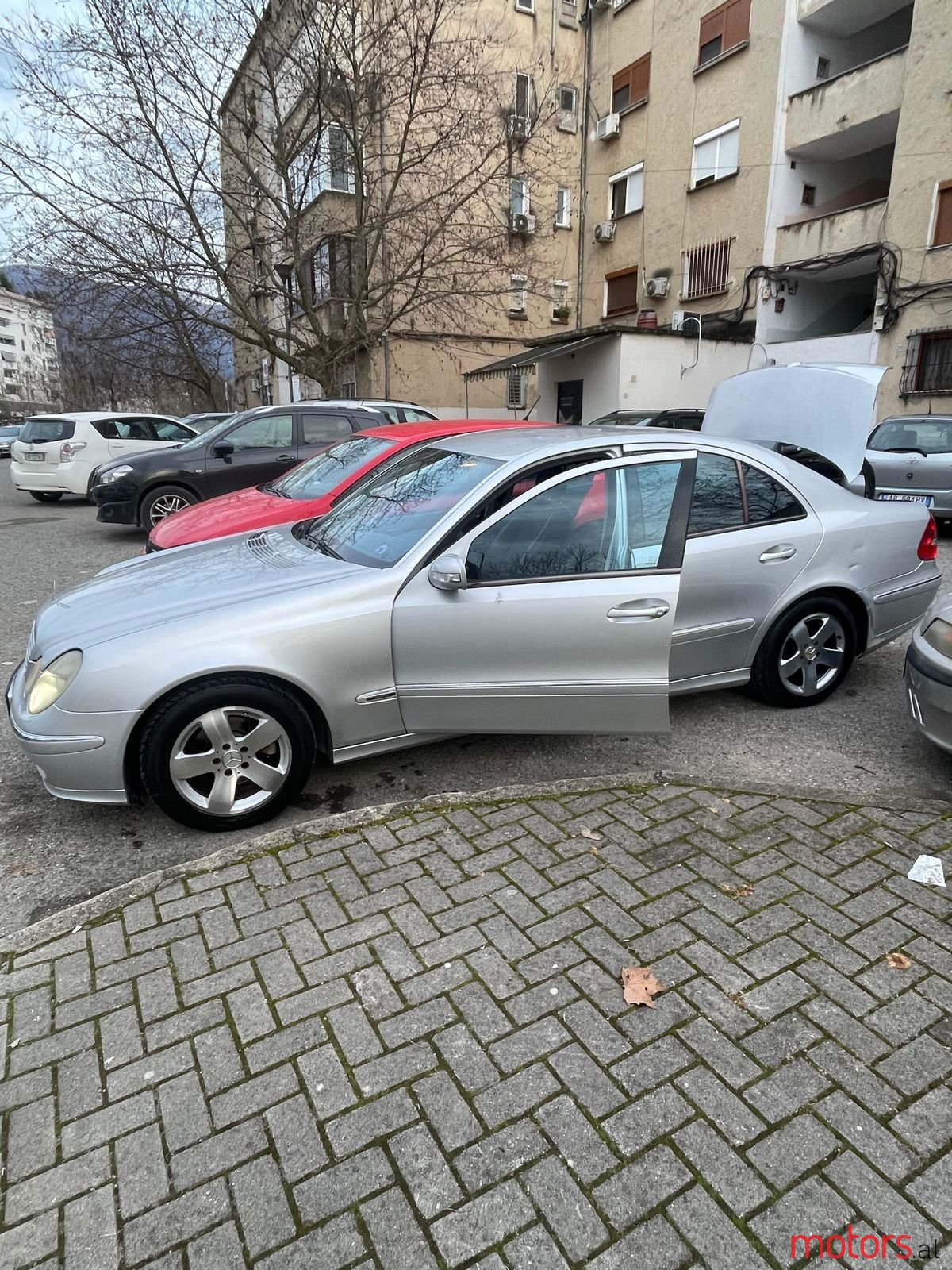 2002' Mercedes-Benz E 240 photo #1