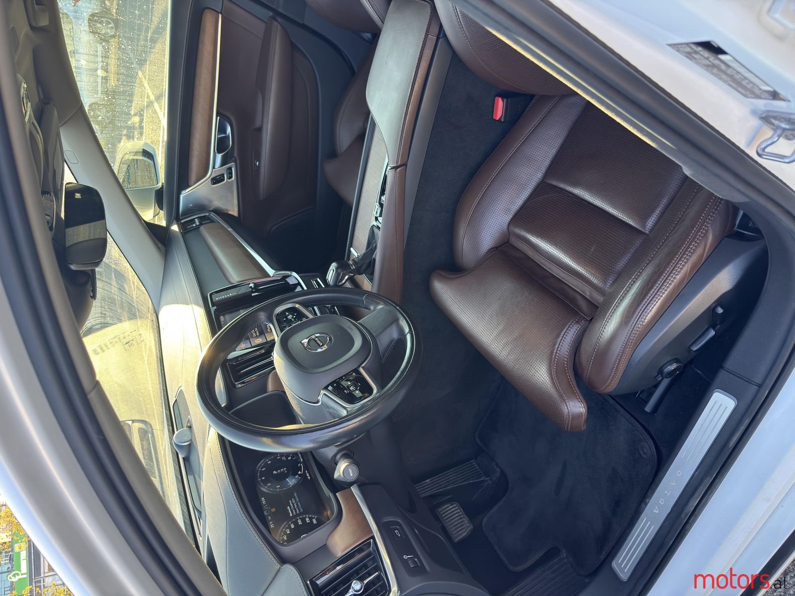 2018' Volvo S90 photo #2
