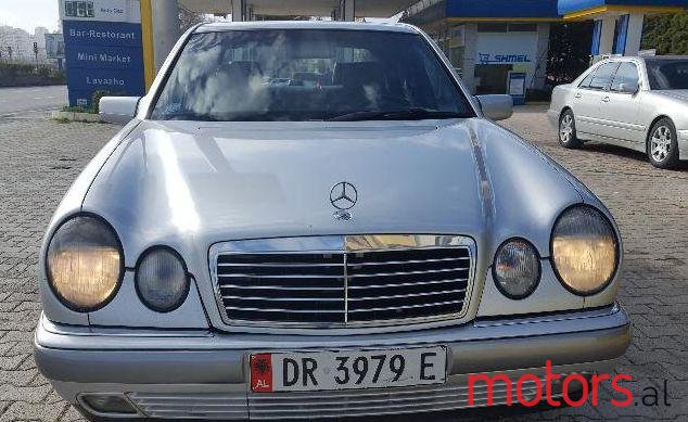 1998' Mercedes-Benz E-Class photo #4