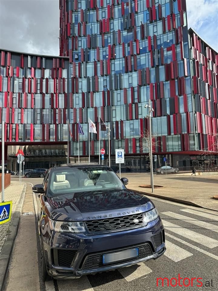 2019' Land Rover Range Rover Sport photo #1