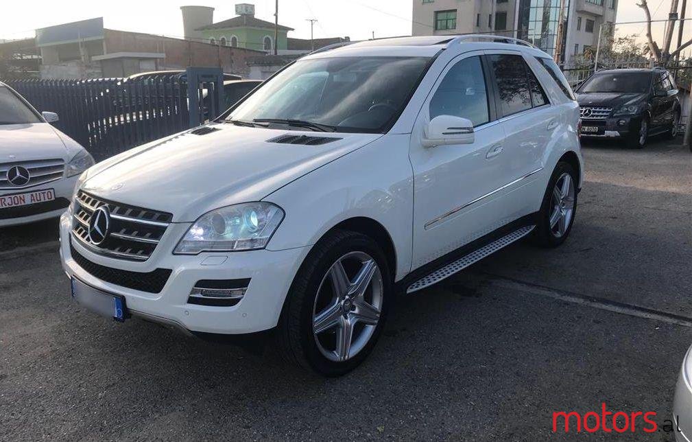 2010' Mercedes-Benz ML 350 photo #1