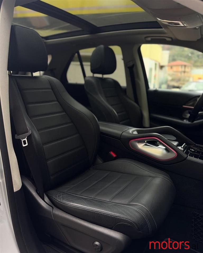 2022' Mercedes-Benz GLE 400 photo #3