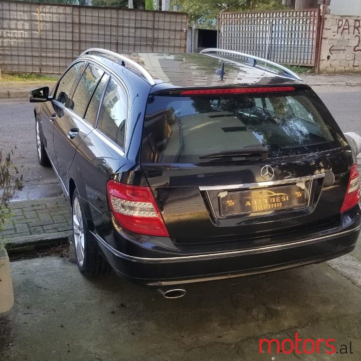 2009' Mercedes-Benz C-Class photo #1