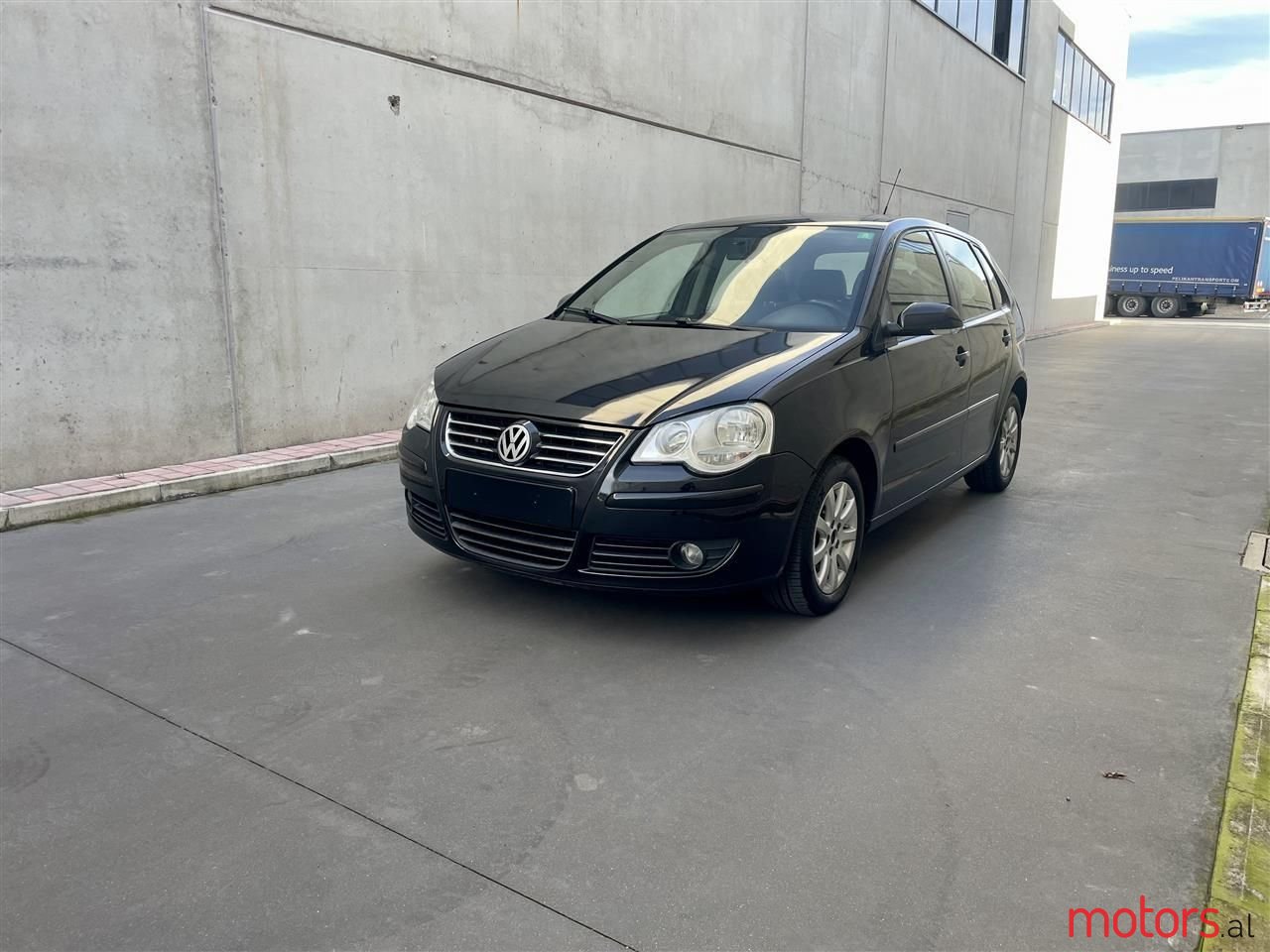 2007' Volkswagen Polo photo #2