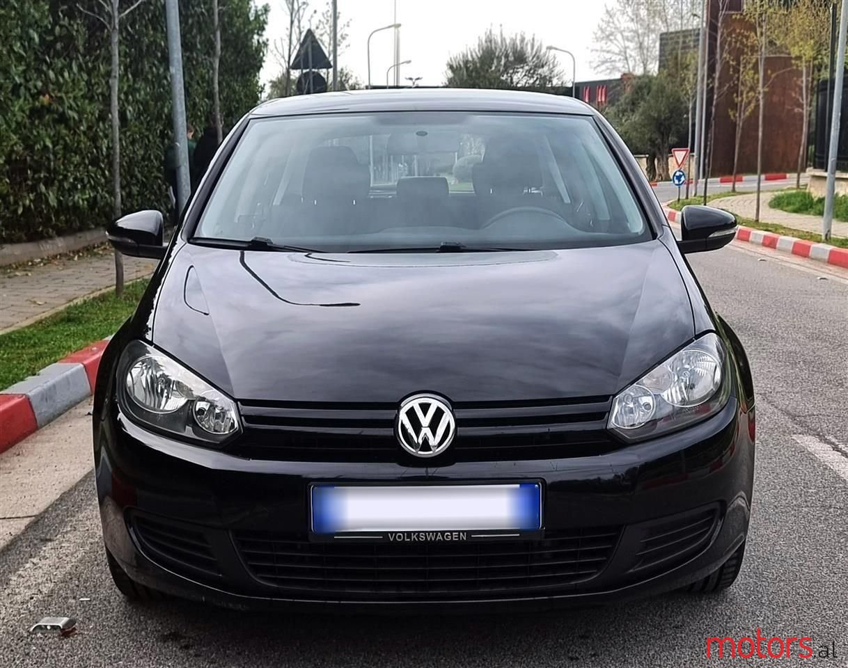 2012' Volkswagen Golf photo #1