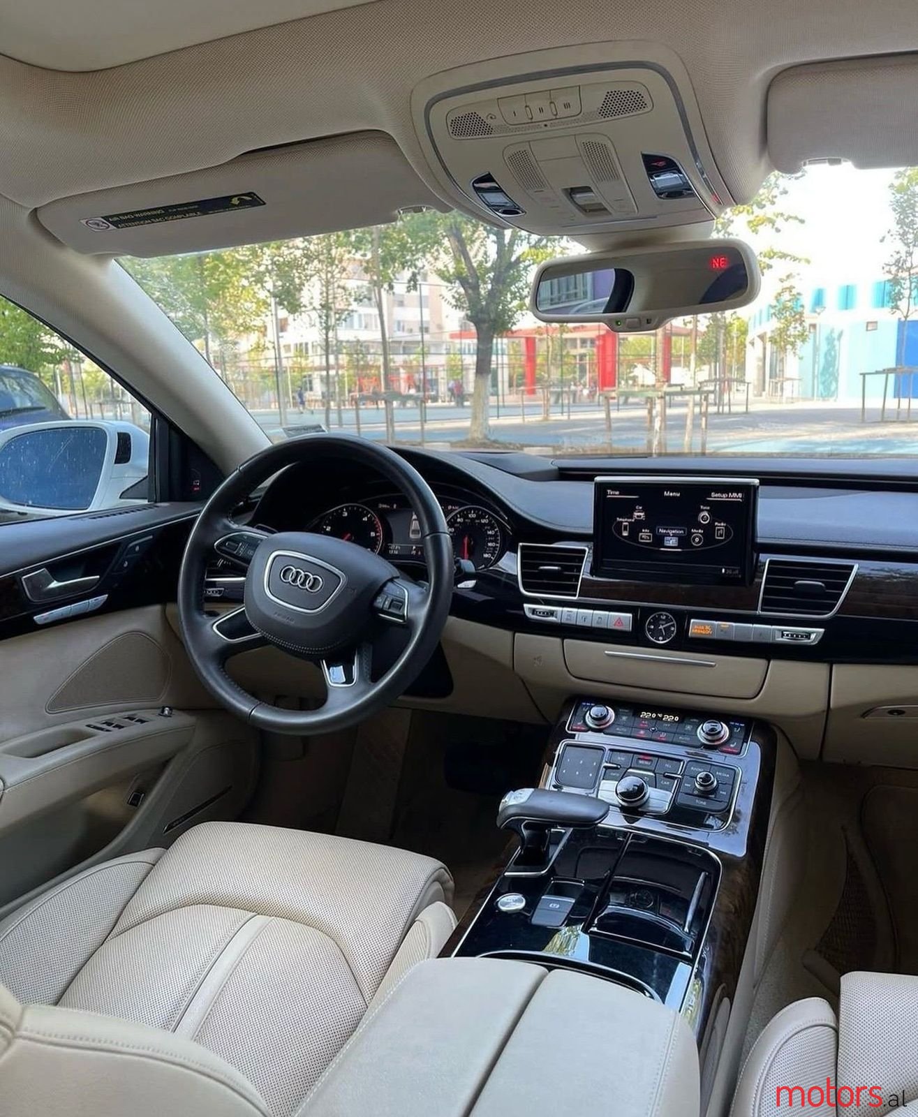 2015' Audi A8 photo #5