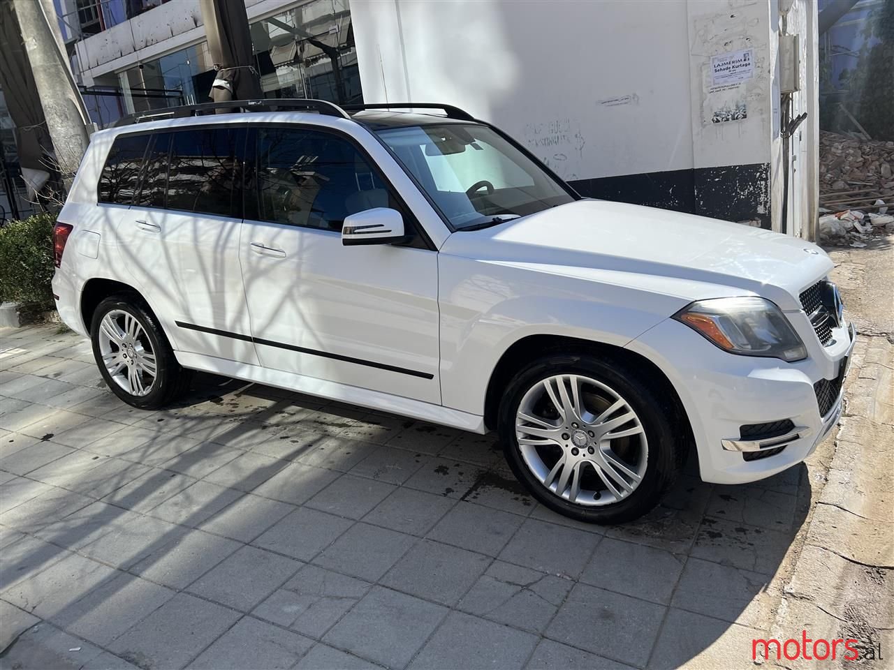 2014' Mercedes-Benz GLK 250 photo #2