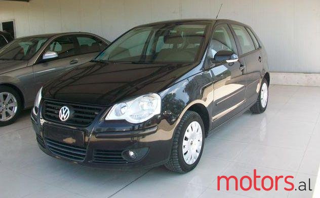 2005' Volkswagen Polo photo #1