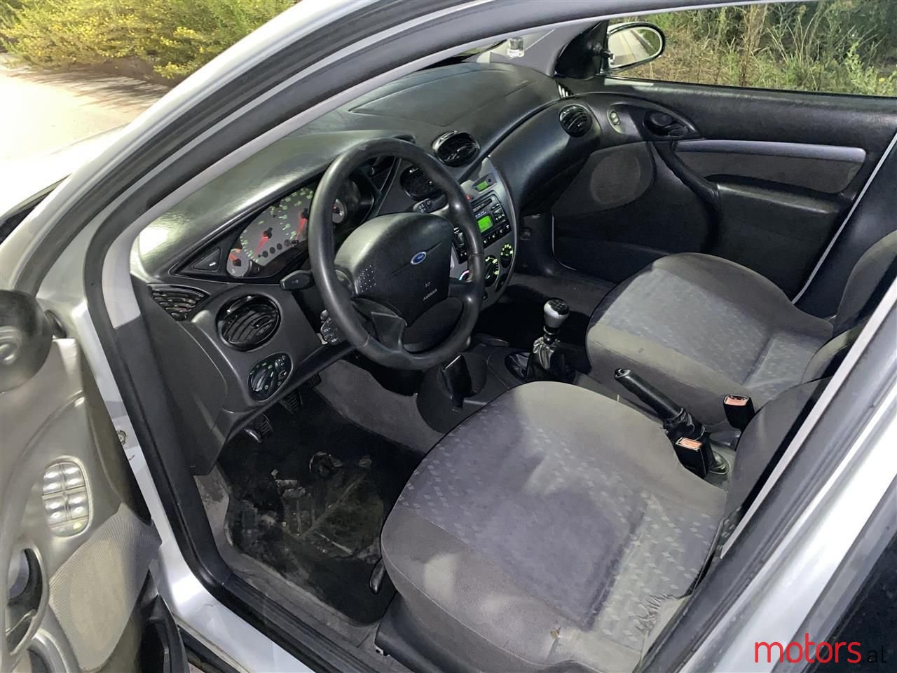 2000' Ford Focus photo #4