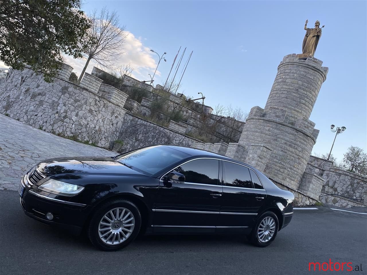 2005' Volkswagen Phaeton photo #5