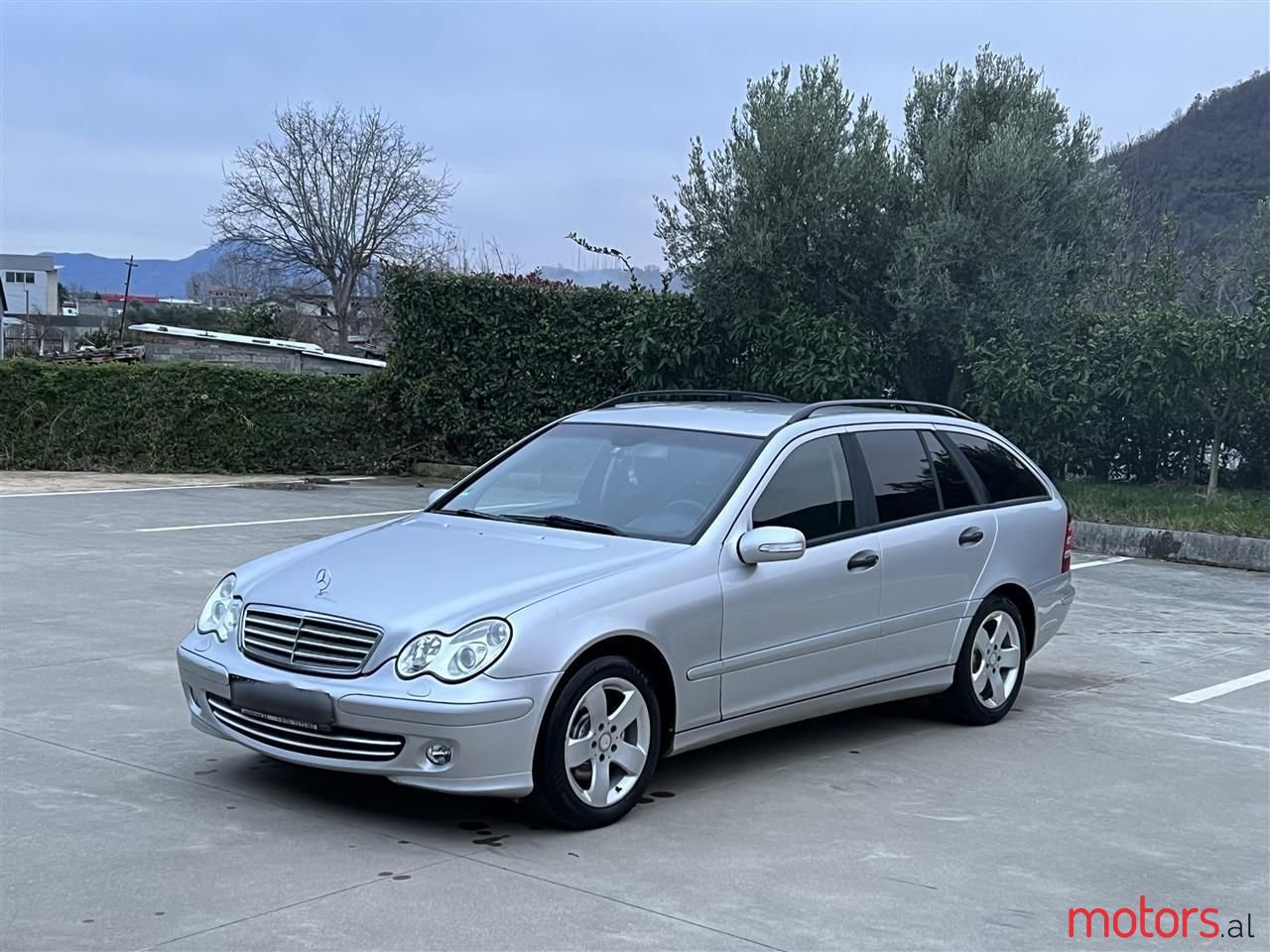 2005' Mercedes-Benz C 220 photo #1