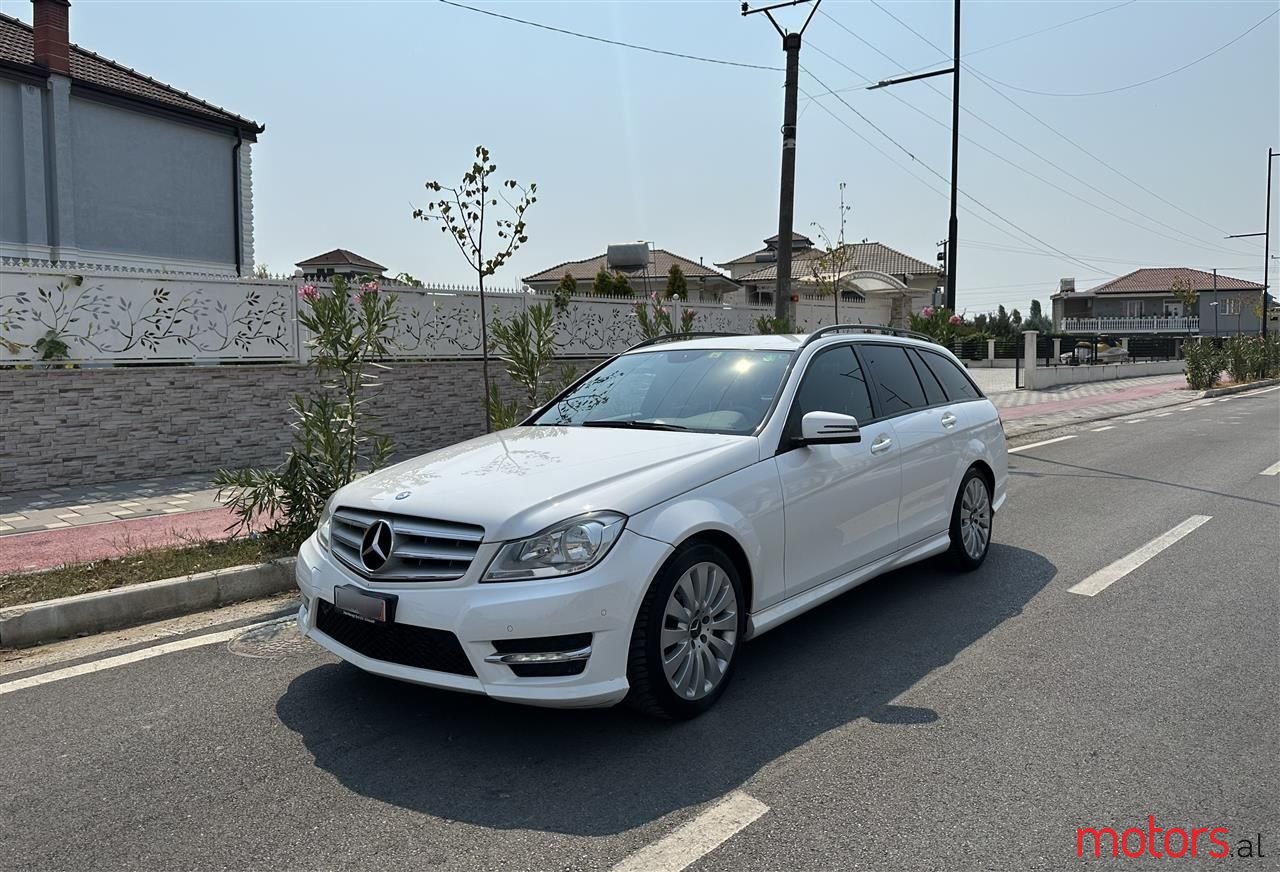 2012' Mercedes-Benz C 180 photo #1