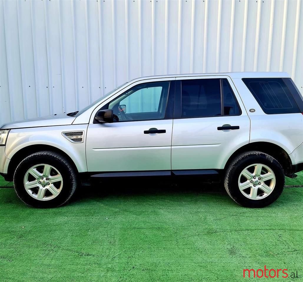 2009' Land Rover Freelander photo #2