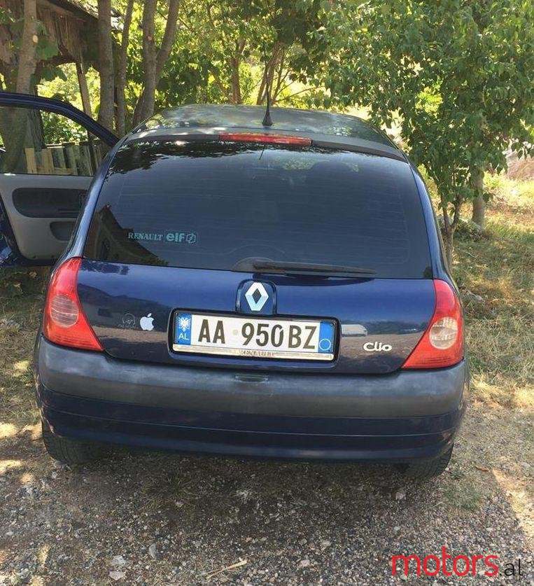 2002' Renault Clio photo #2