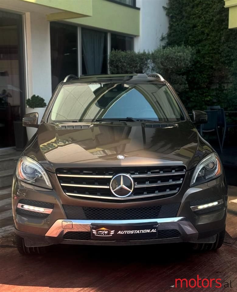 2013' Mercedes-Benz ML 350 photo #6