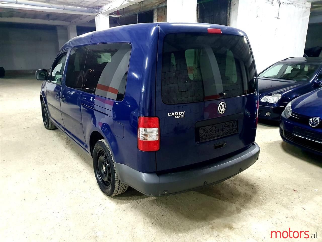 2009' Volkswagen Caddy photo #2