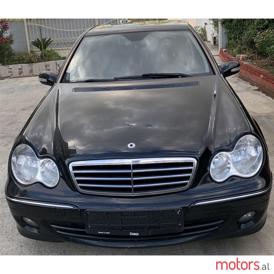 2006' Mercedes-Benz C 220 photo #1