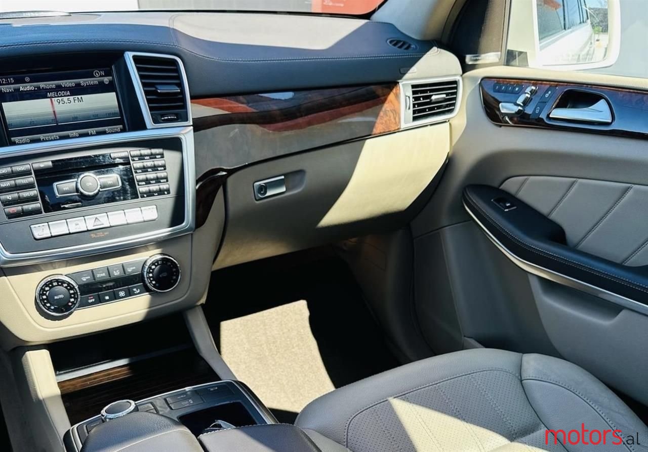 2014' Mercedes-Benz GL 350 photo #5