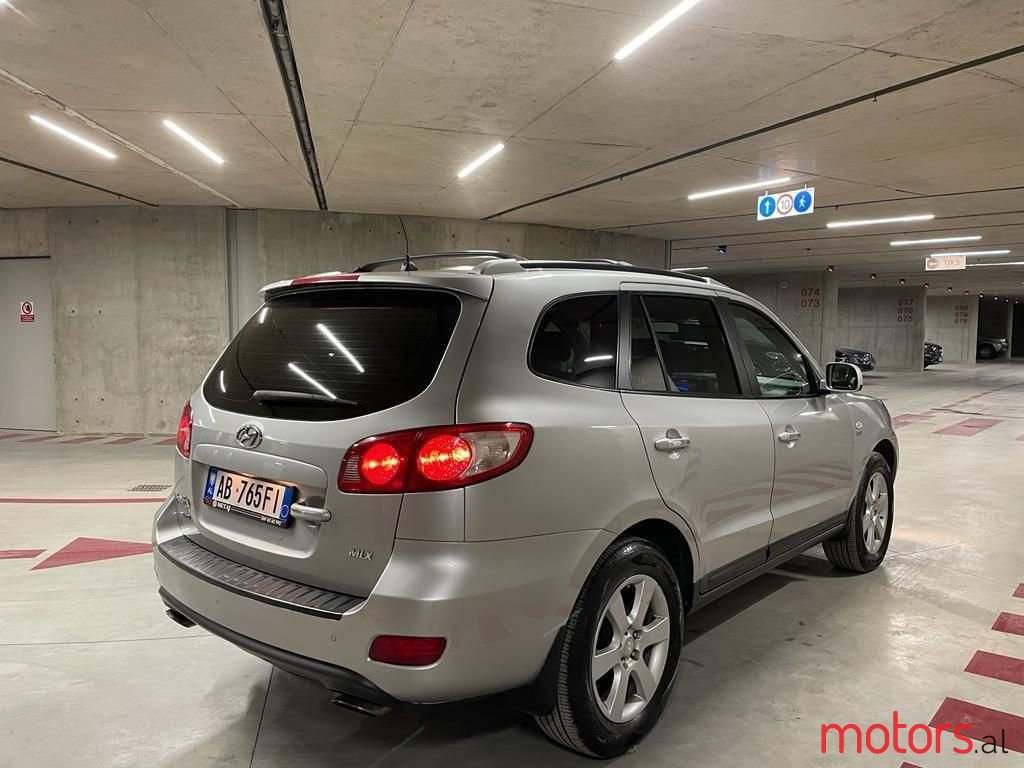 2008' Hyundai Santa Fe photo #3