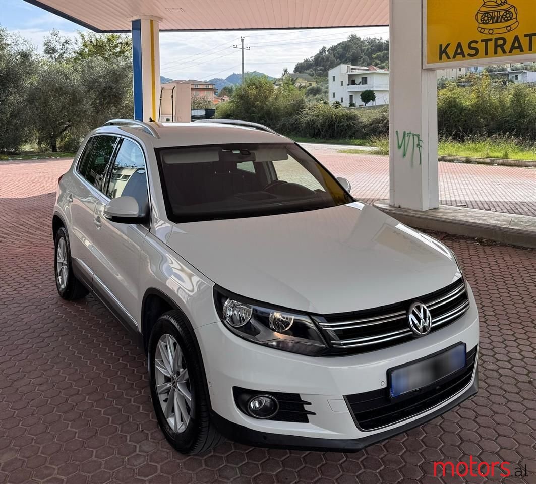 2013' Volkswagen Tiguan photo #1