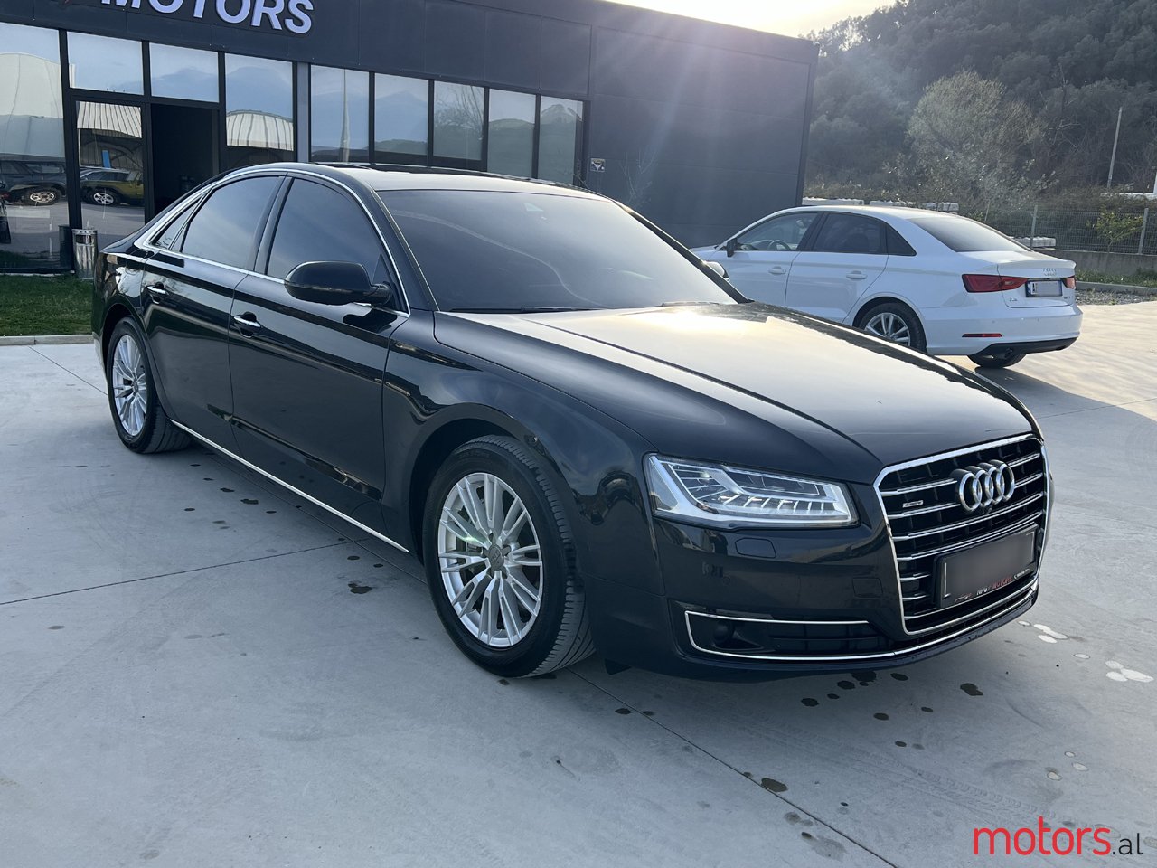 2014' Audi A8 photo #2