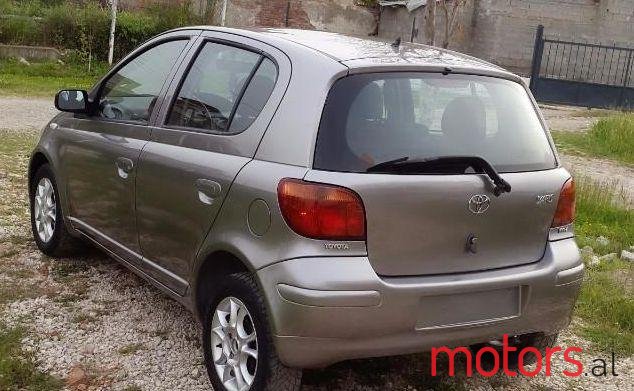 2003' Toyota Yaris photo #1