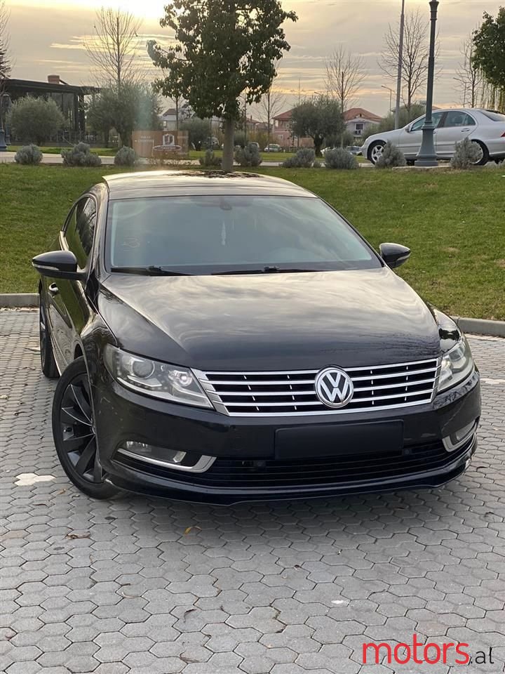 2013' Volkswagen photo #1