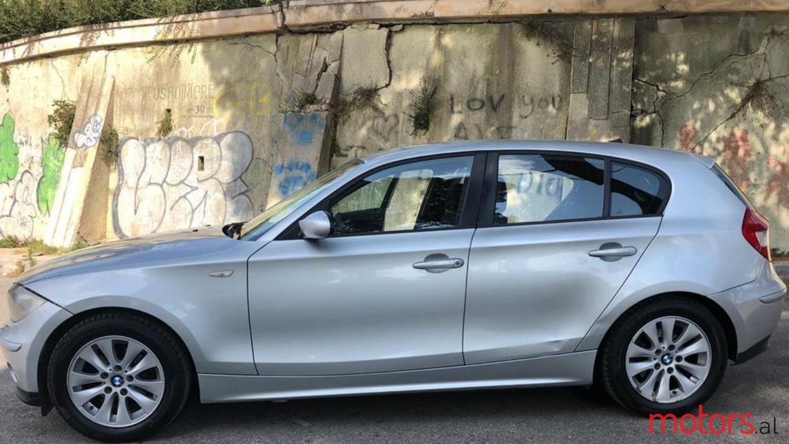 2007' BMW 118 photo #1