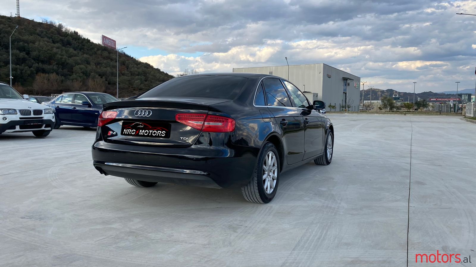 2013' Audi A4 photo #3