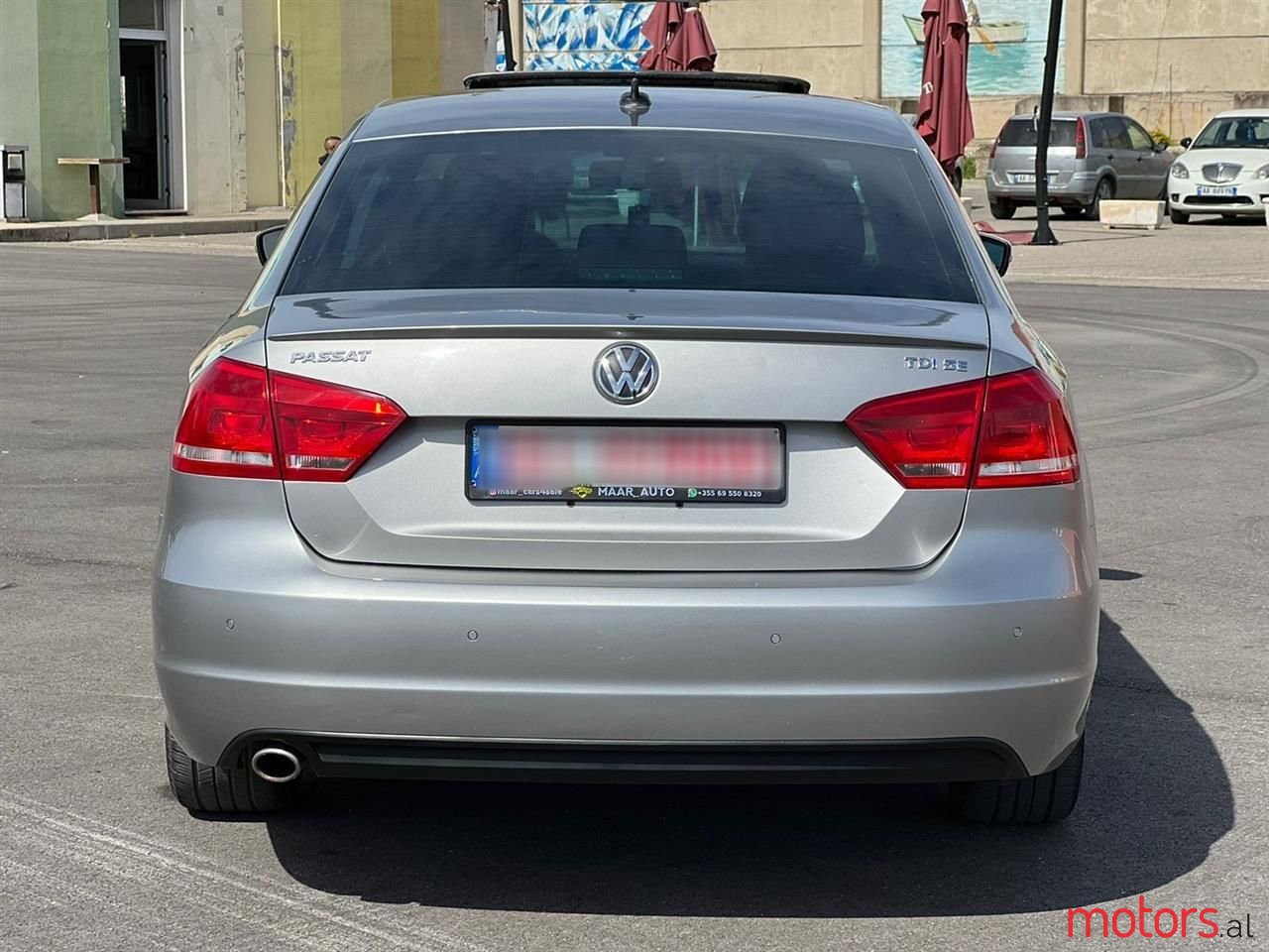 2013' Volkswagen Passat photo #5